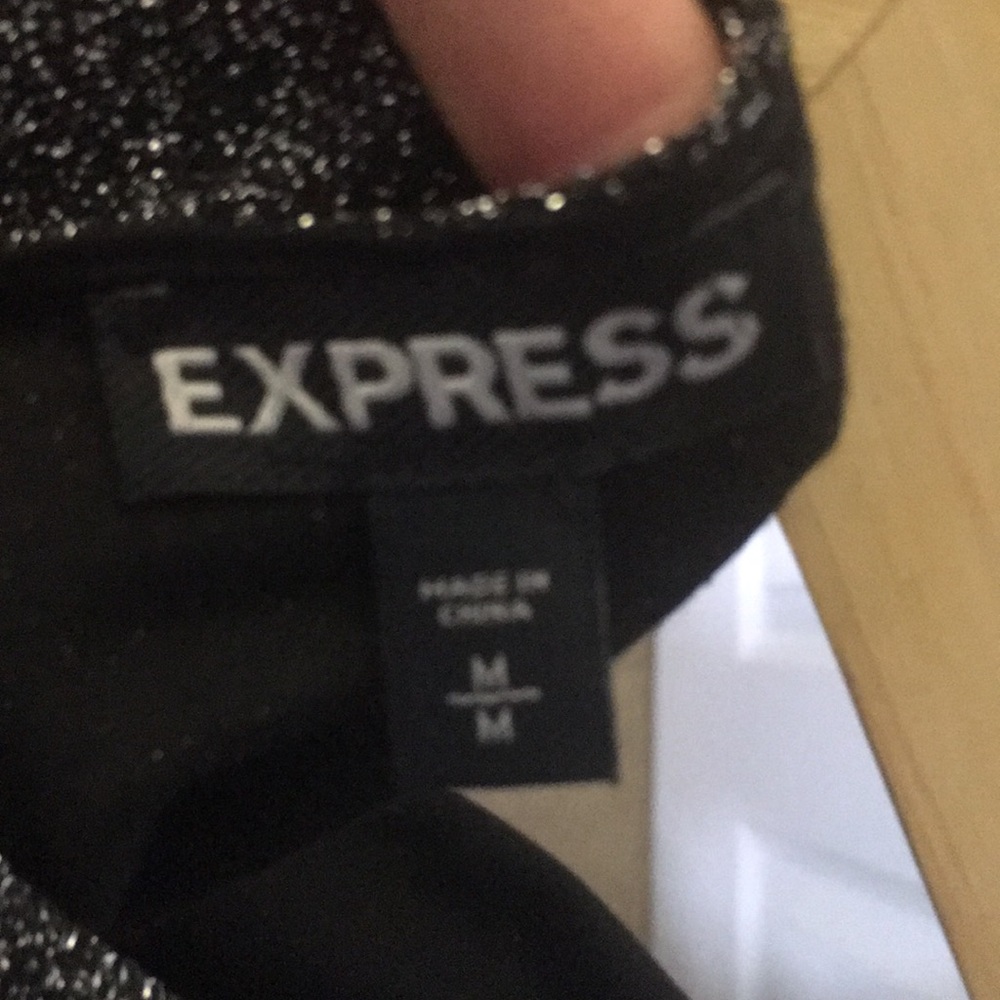 Express top - Picture 3 of 3